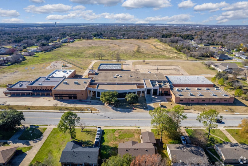 Gilbert Willie Sr Elementary School in Terrell, TX